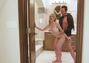 Ảnh sex riêng tư của "Nữ thần tiêu đề" lai đẹp nhất bị rò rỉ ~ Mông S nhìn từ phía sau, tỷ lệ hông-eo tuyệt vời và lỗ hồng tinh tế...