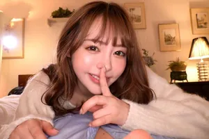để trả đũa ông chồng địt trộm, người vợ vụng trộm cho bệnh nhân làm tình khi người chồng đang phía sau