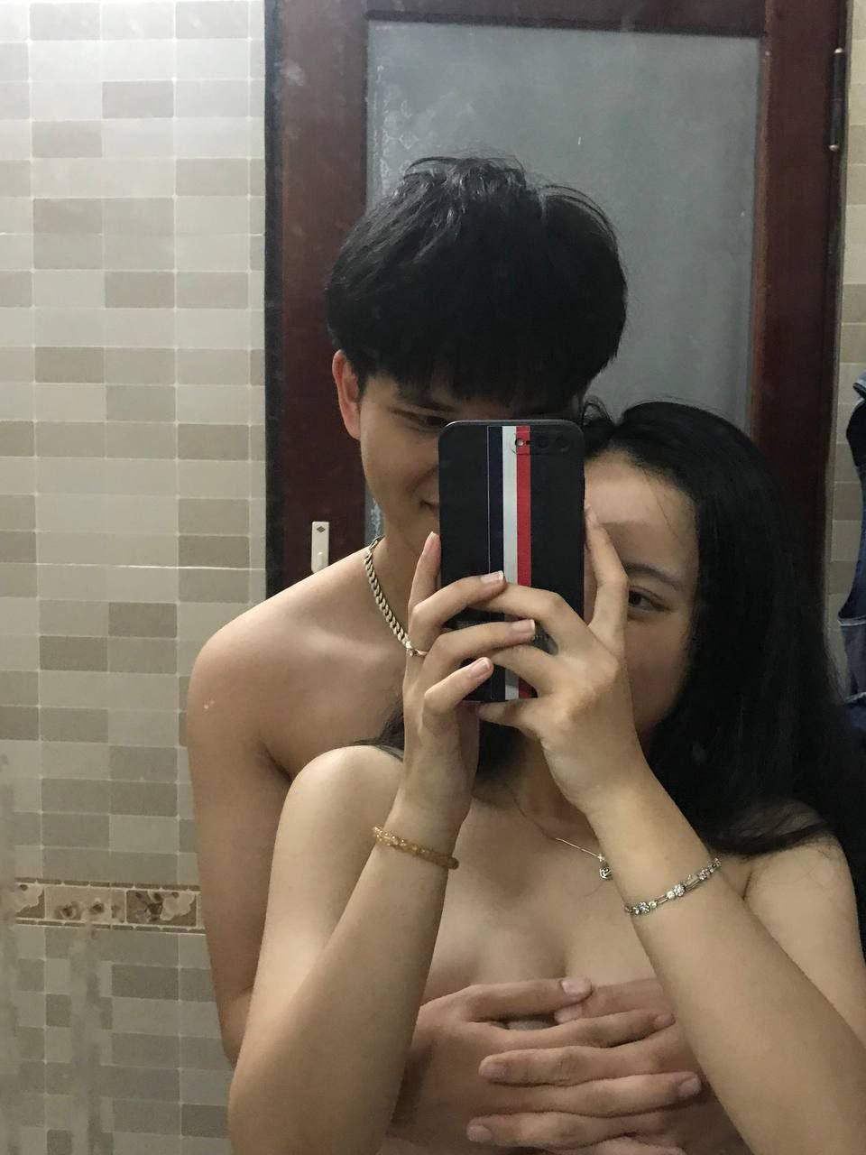 FC2PPV-3058906, FC2PPV-3058906 【Chưa chỉnh sửaｘẢnh cá nhân】フードデリバリーで LƯU Ý した Sản phẩmにミスが!そのsự đền bùとしてエッチな下を为せて、アナル开発!トロトロになった开めてのアナルにA số lượng lớn tinh trùng và kem!